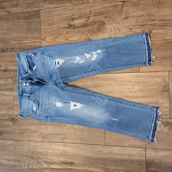 American Eagle Outfitters Denim - American eagle size 8 super stretch crop jeans